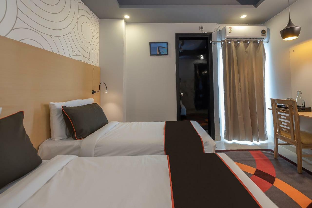 Hotel Collection O 162 Vardhman International Gurgaon Exterior foto